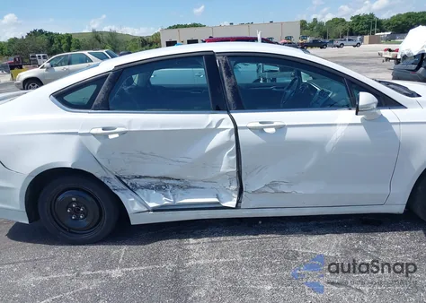 2016 Ford Fusion Se z USA, uszkodzony, nr VIN 3FA6P0HD9GR119226